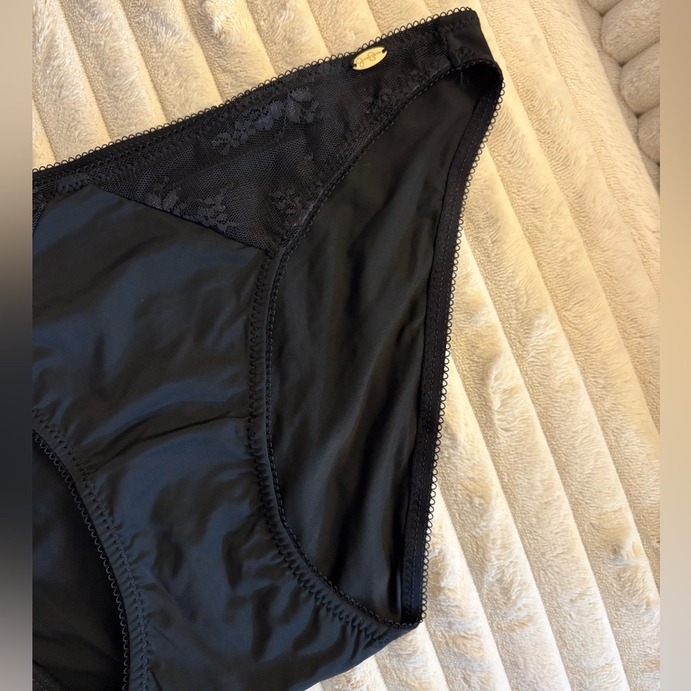 Jessica Simpson Black Lace Trim Embroidered Panties
